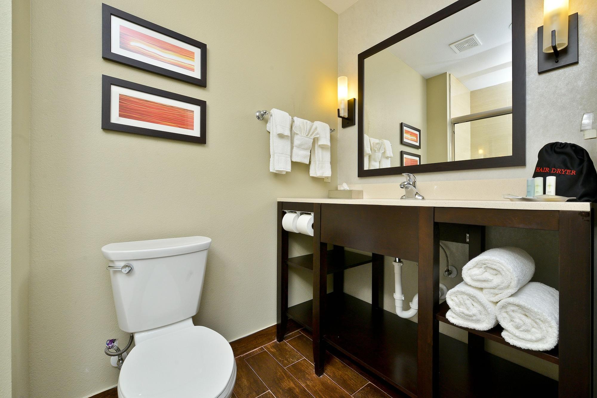 Comfort Near Westchase On Beltway 8