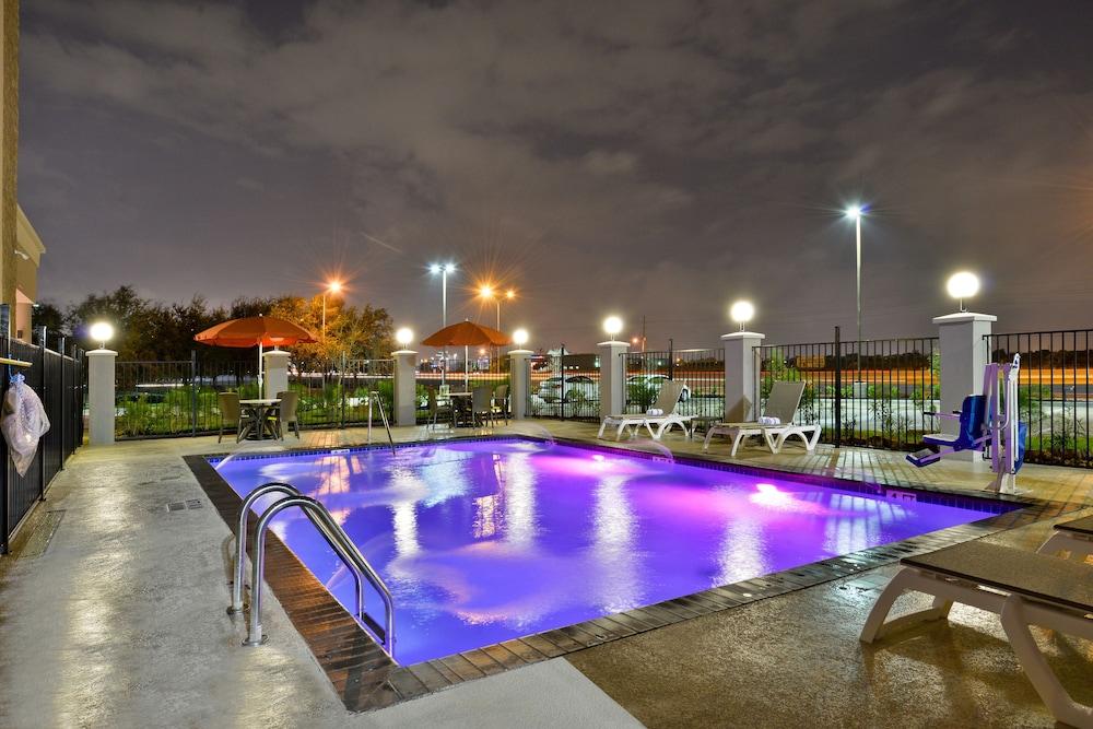 Comfort Near Westchase On Beltway 8 Hotel