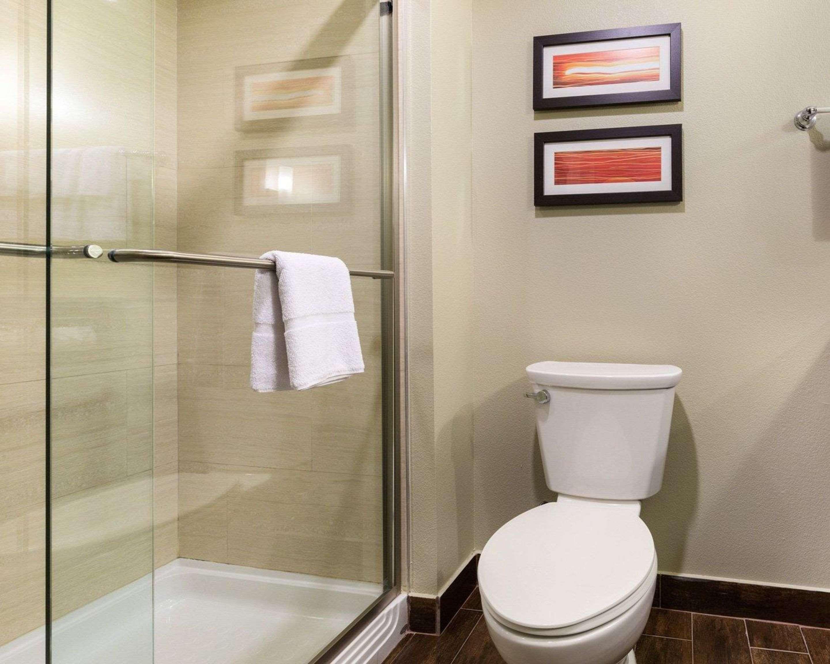 Comfort Near Westchase On Beltway 8 Hotel 3*