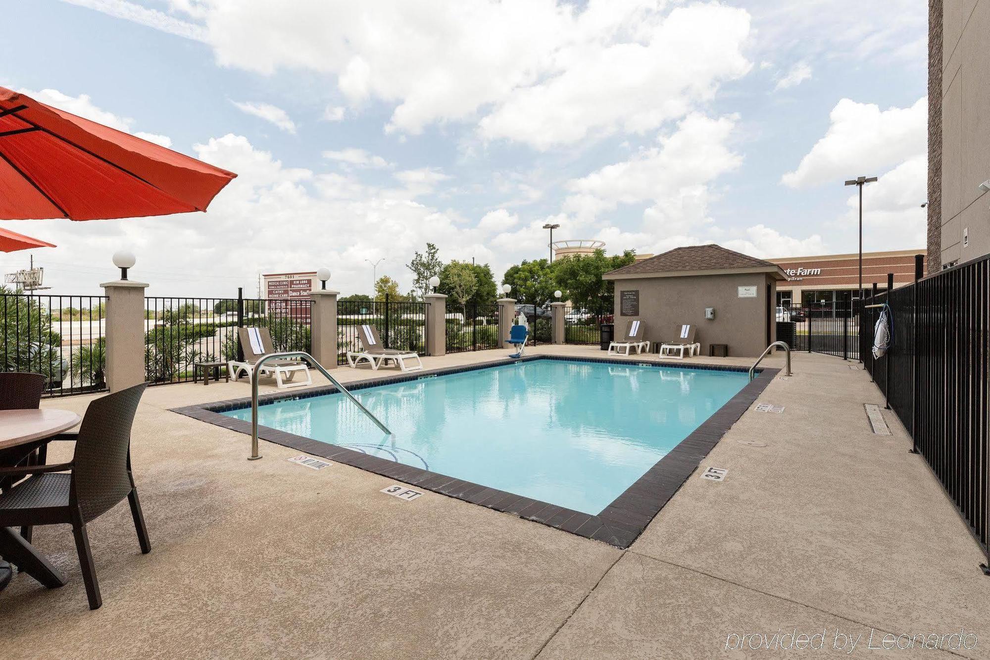Hotel Comfort Near Westchase On Beltway 8