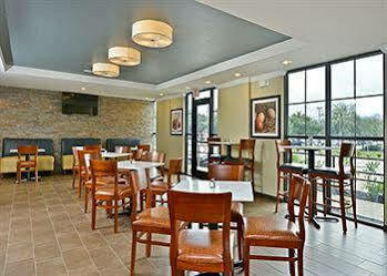 Hotel Comfort Near Westchase On Beltway 8 3*